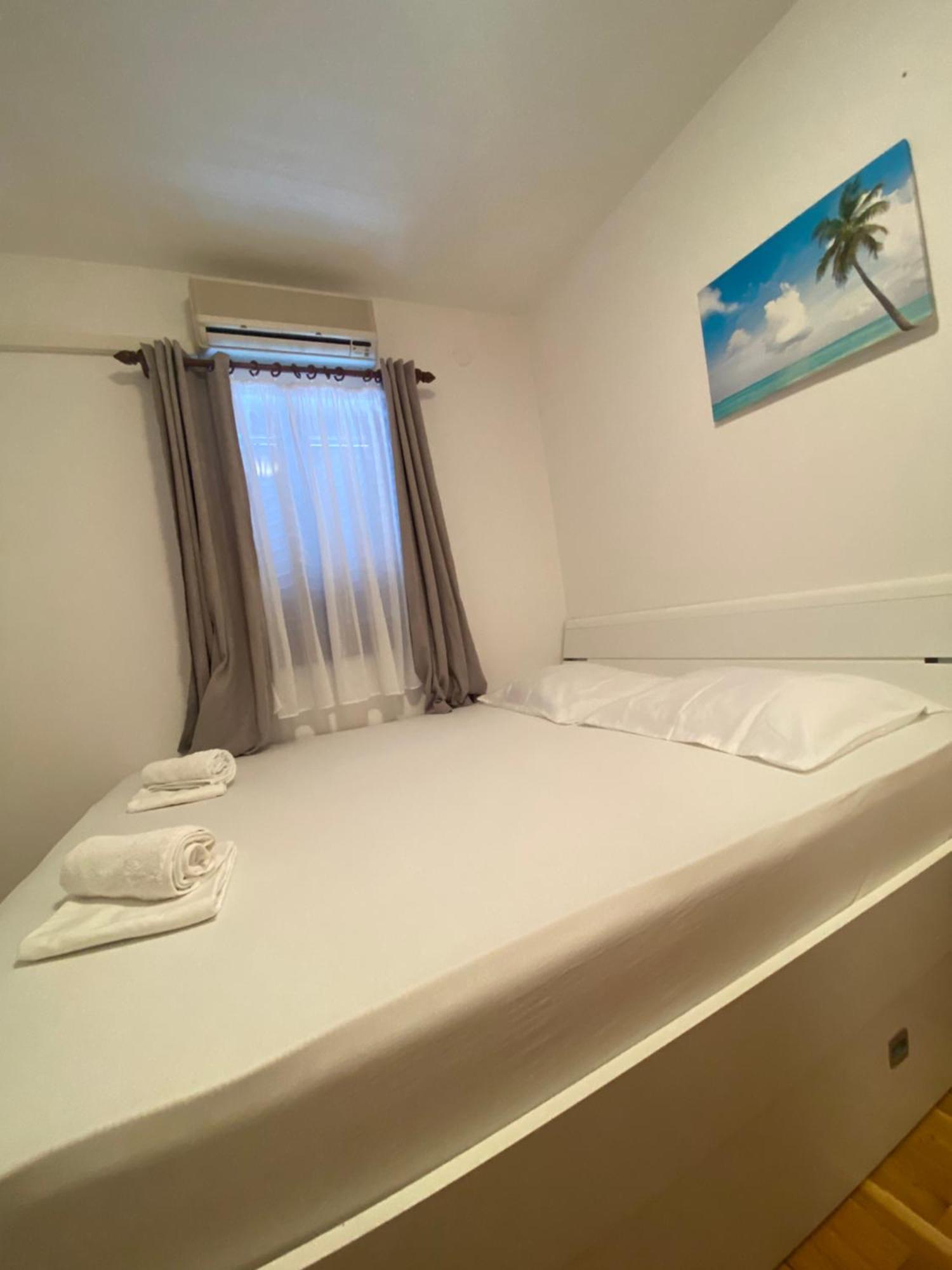 Novalja Beach Apartment Экстерьер фото
